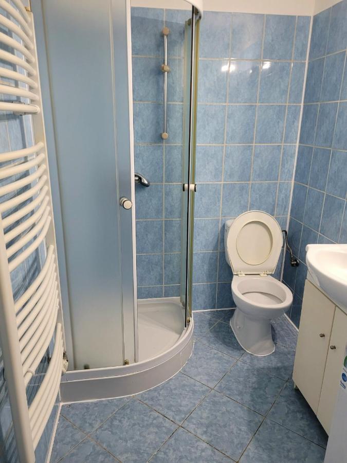 Penzion Duong Apartments Karlovy Vary Bagian luar foto